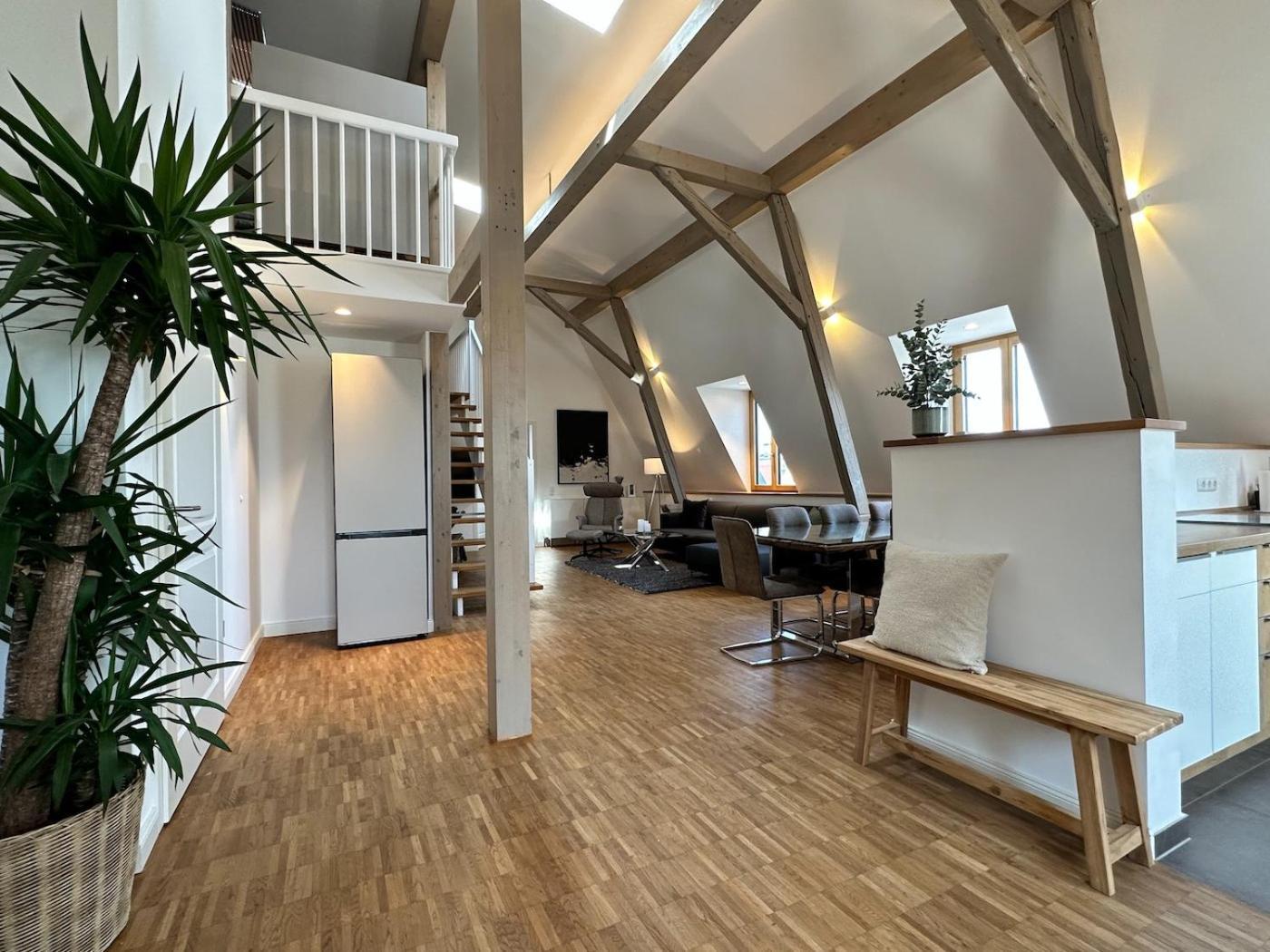 Apartmán Truly - Viel Platz Fuer Business & Familie - Modern, Garage, Fahrstuhl Augsburg Exteriér fotografie
